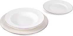 LeRijn® Serviesset Deventer 6 Persoons - 18 Delig - Licht Crème Wit Met Gouden Rand En Motief - Dinerborden - Soepborden - Dessertborden - Borden Servies - Bordenset -Korting Op Tafelgerei 1200x598