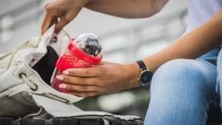 Sareva Muesli Beker - Met Lepel - Yoghurt 2 Go - Rood -Korting Op Tafelgerei 1200x675 3