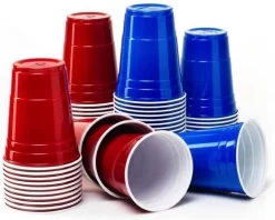 Merkloos Beerpong - 50 Stuk(s) Blue Cups & Red Cups Inc. 3 Ballen - Beerpong Drankspel - Plastic Bekers -Korting Op Tafelgerei 1200x961