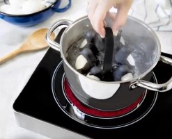 Peleg Design Egguins Eierhouder -Korting Op Tafelgerei 1200x973 4