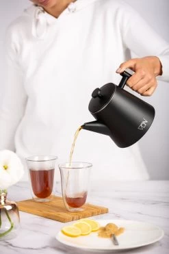 VDN RVS Theepot Dubbelwandig Met Filter - Zwarte Theekan 1 Liter - 902 -Korting Op Tafelgerei 800x1200 22